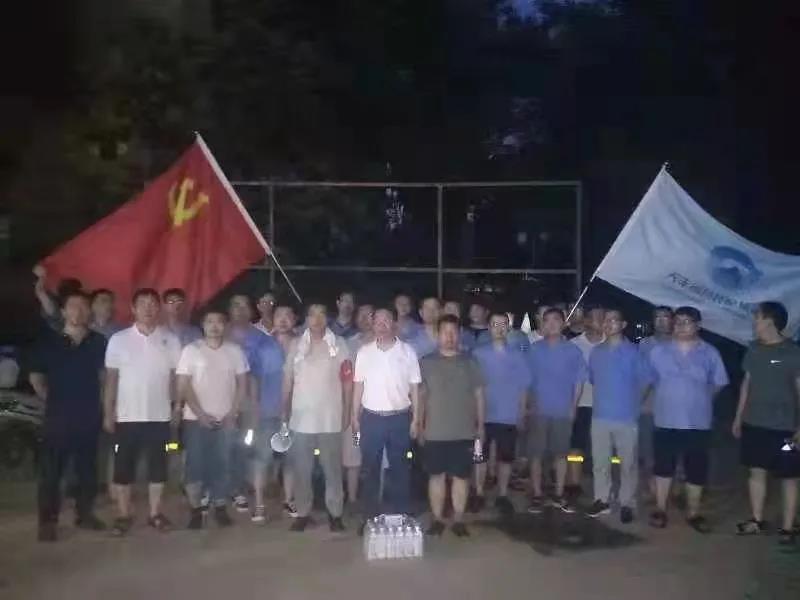 抗洪救災，共克時艱